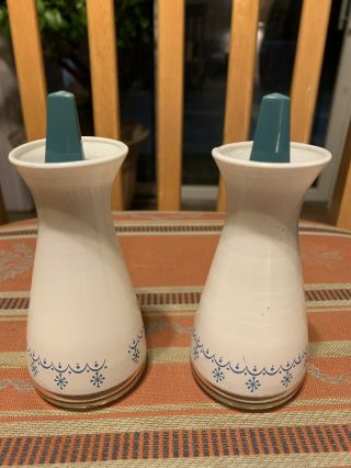 Pyrex Vintage Salt And Pepper Shakers White Glass With Aqua Snowflake Garland