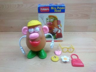Mrs Potato Head Playskool Hasbro 1985 Vintage Toy Figure Toy Story Accessories
