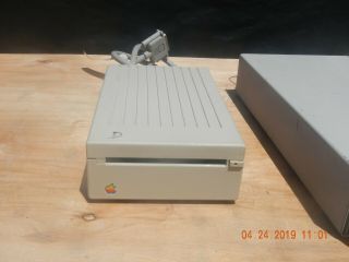 Apple Floppy Drive A9M0106 and M3958 AppleCD 600e External CD - ROM Drive 2