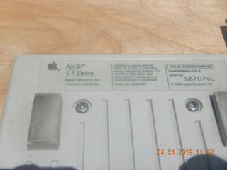 Apple Floppy Drive A9M0106 and M3958 AppleCD 600e External CD - ROM Drive 8
