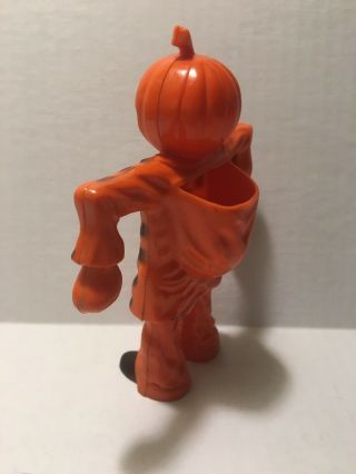 Vintage Halloween Hard Plastic Candy Container Pumpkin Head Scarecrow Rosbro 5