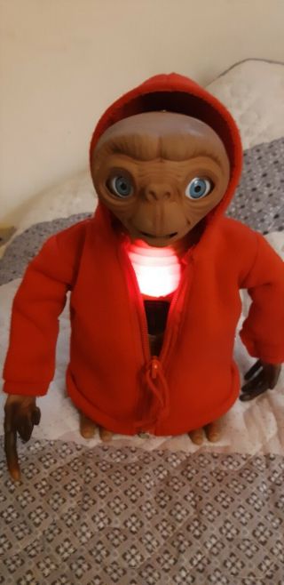 Vintage E.  T.  The Extra - Terrestrial Interactive Toy - Hasbro Tiger E.  T.  The Movie