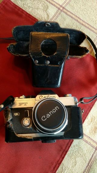 VINTAGE CANON CAMERA and CASE.  FT / QL.  314785.  WORKS? 3