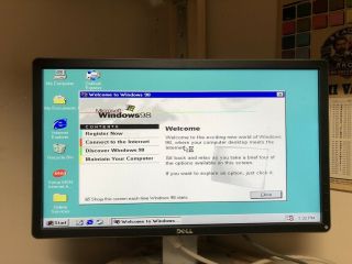 Compaq Presario 5000 Computer Pentium III 700MHz Windows 98 255MB RAM 18.  6GB HDD 6