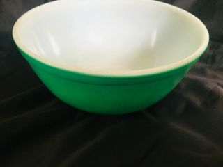Vintage Pyrex Glass Nesting Mixing Bowl Primary Green 403 2 1/2 Qt