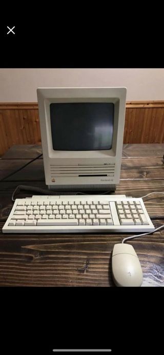 Vintage Macintosh Se M5011 Computer
