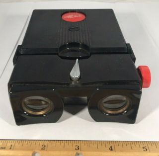 Stereo Realist Red Button Bakelite 3 - D Stereo Slide Viewer