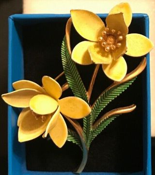 Crown Trifari Signed Vintage Yellow Enamel Stemmed Flower Figural Pin Brooch