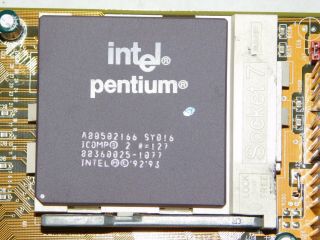 Vintage 1995 PCI Pentium P54C TR4 Desktop Computer PC Motherboard Intel CPU Chip 3