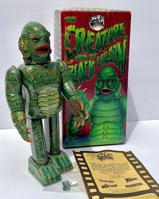 Vtg Creature From The Black Lagoon Walking Tin Wind - Up Toy Universal Monsters 9 "