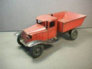 Vintage 1930s Wyandotte Pressed Steel Toy Dump Truck 9.  5 " Paint