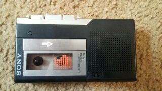 VINTAGE SONY M - 5 Microcassette Recorder Player NO wrist strap.  Comes. 3