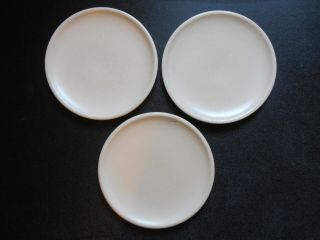 3 Vtg 1930s Catalina Island Art Pottery Dinner Plates Ivory 10 ¼”