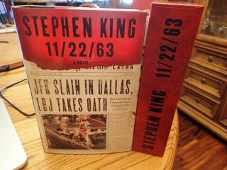 STEPHEN KING 11/22/63 SIGNED WITH SLIPCASE FIRST EDITION WITH PROVIDENCE - UNREAD 2