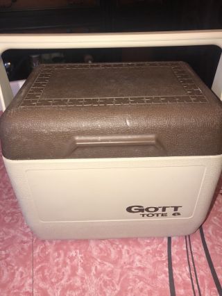 Gott Tote 6 Vintage Brown Tan Plastic Cooler Lunch Model 1806 Six Pack