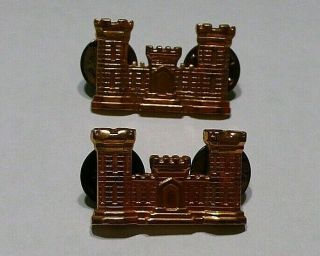 Set Of 2 Vintage Us Army Corps Of Engineers Metal Collar / Hat Pins.  Gold Finish