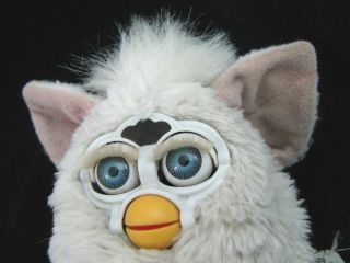Vtg Furby Baby Solid White 70 - 940 Blue Eyes 1999 Tiger Electronics 2