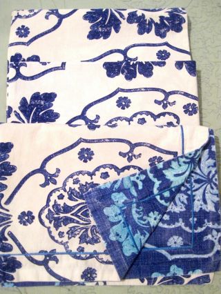 Vintage Designers Guild Pillowcases Set Of 3 Blue/white Standard