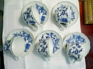 BLUE DANUBE set of 5 TEA CUPS & SAUCERS vintage BLUE & WHITE CHINA 4
