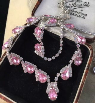 Vintage Jewellery Stunning sapphire pink teardrop crystal link necklace 8