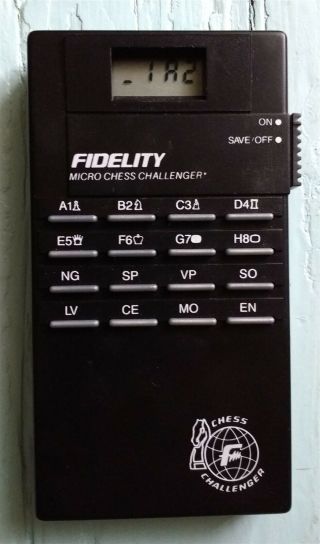 Fidelity Micro Chess Challenger Electronic Handheld Computer Game VTG Model 6096 7
