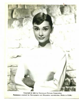 T531 Vintage Paramount Movie Actor Photo Audrey Hepburn Breakfast At Tiffany 