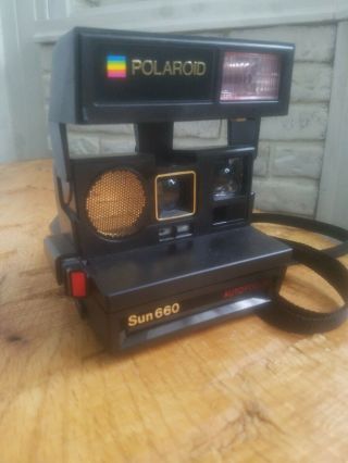 Vintage Polaroid Sun 660 Instant Film Camera With Autofocus And Built In Flash
