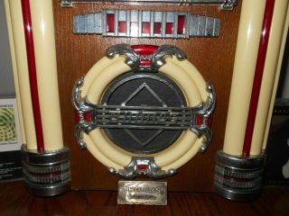 Vintage Thomas Collectors Edition Jukebox Am/Fm radio & Cassette Player & more 6