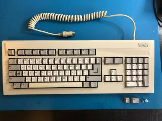 Commodore Amiga 3000 Keyboard -,