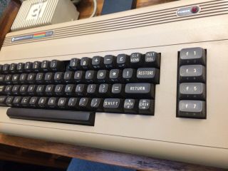 Commodore 64 Computer 100 4