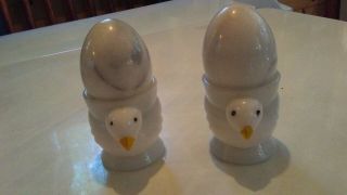 2 Vintage Porcelain Opalex White Milk Glass Chicken Egg Cups With 2 Marble Eggs