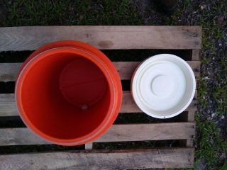 Vintage Gott 2 Gallon Water Sports Cooler/Jug Orange & White 4