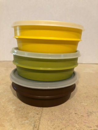 Tupperware Vintage Stackable Bowls W/lids Set Of 3 Yellow - Brown - Green Euc