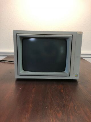 Vintage Apple Iie Personal Computer Green Monitor Model A2m6017