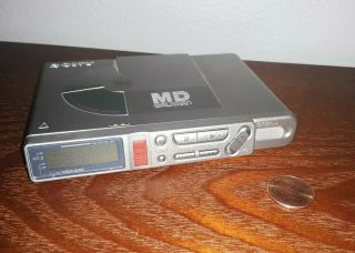 Vintage Sony Md Mini Disc Walkman Recorder Digital Recording Mega Bass Mz - R37