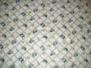 Vtg White Blue Yellow Floral Vinyl Tablecloth w/Flannel Back 51 x 69 Rectangular 3