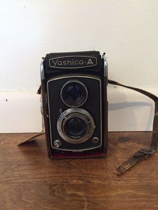 Yashica - A Tlr