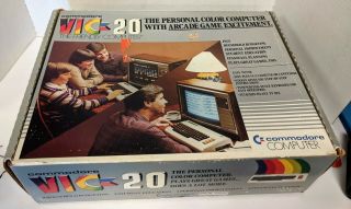 Commodore Vic - 20 Personal Computer With Box & Manuals_untested