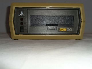Atari 810 Disk Drive  Powers On
