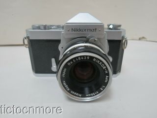 Vintage Nikon Nikkormat Camera W/ Nikkor - H Auto Lens 1:2 F=50mm No.  648439