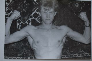 Handsome Shirtless Young Man Bodybuilder Bulge Show Muscle Gay Int Vintage Photo