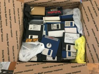 Over 250 3.  5 Inch Floppy Disks - Games,  Software,  Backups,  Etc.