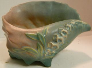 Vintage Mid Century Roseville Green Foxglove Conch Shell Planter 426 - 6 " Very God