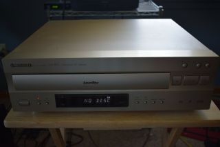 Pioneer Cld - R7g Japanese High - End Laserdisc Ld Player W/ Remote -