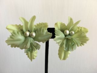 Lovely 40s Vintage Pale Green Celluloid Tropical Flower Clip - On Earrings