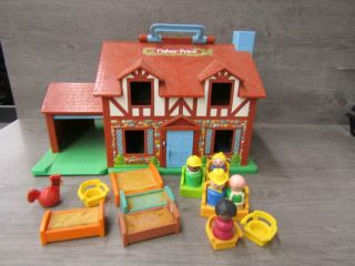 Vintage Fisher Price Toy House 952 Little People W/ Accessories
