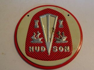 Vintage Car Premium Emblem Hudson Logo Tin Litho Round 3 1/4 "