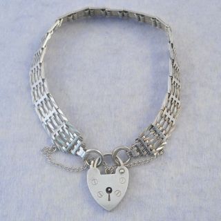 Vintage Hallmarked Silver 5 Bar Gate Bracelet,  Padlock Clasp Safety Chain,  13.  8g