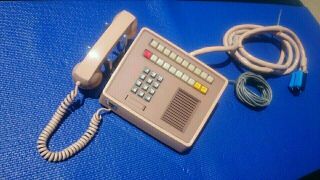 VINTAGE ITT MULTI LINE BEIGE IN COLOR 1979 YEAR MULTI LINE BUSINESS TELEPHONE 2