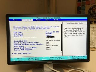 HP Desktop Computer Pentium III 933MHz Windows 98 512MB RAM 18.  6GB HDD 5